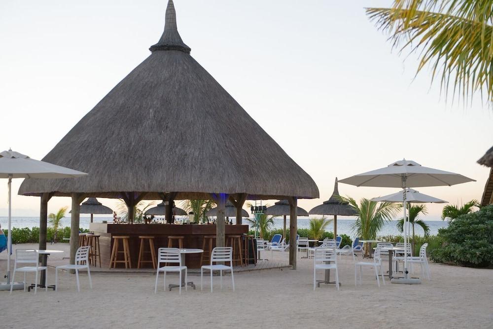 Anelia Resort & Spa Flic-en-Flacq Екстериор снимка